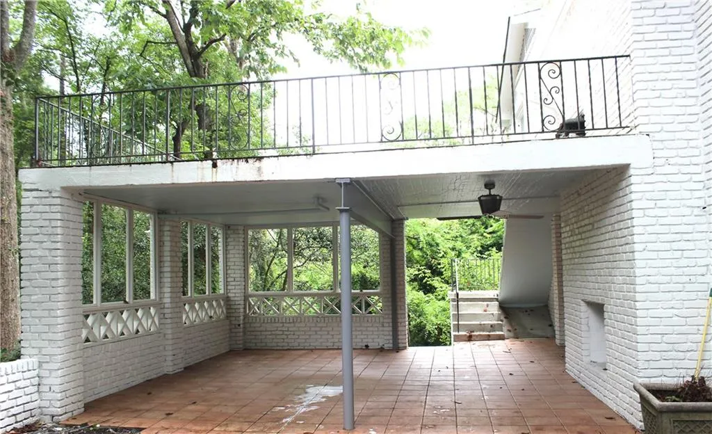 4930 Long Island Terrace, Atlanta, Georgia 30342, 2 Bedrooms Bedrooms, ,2 BathroomsBathrooms,Residential,Sold,4930 Long Island Terrace,5944533