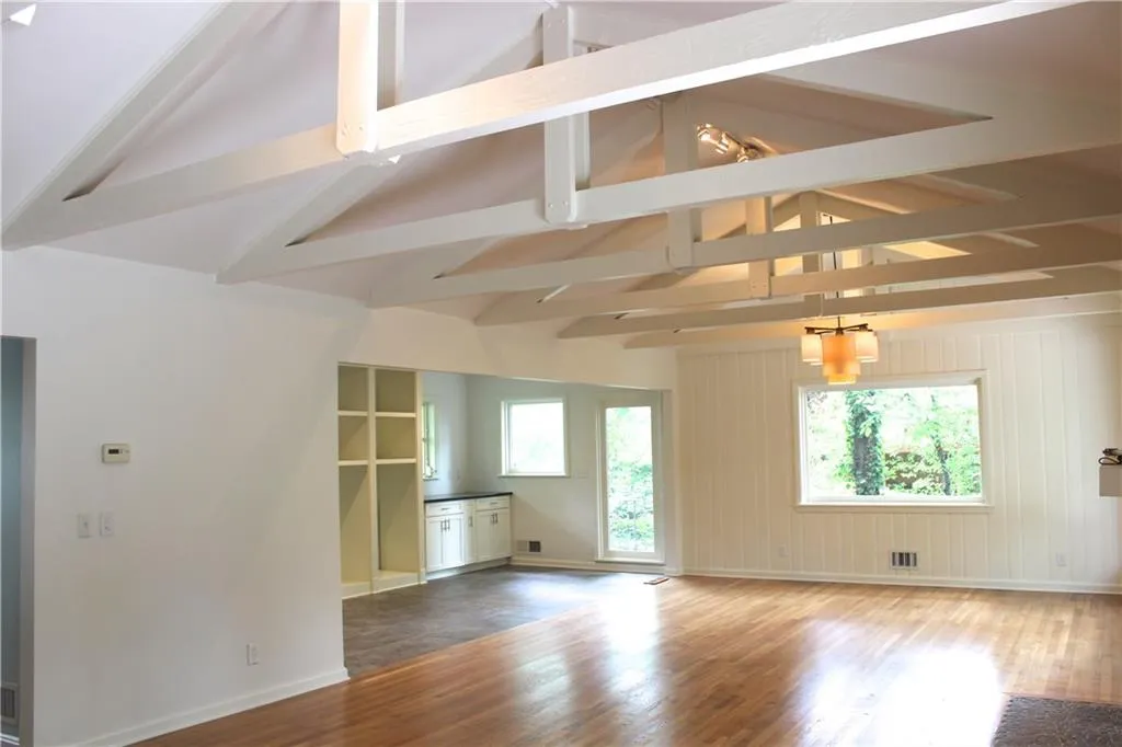 4930 Long Island Terrace, Atlanta, Georgia 30342, 2 Bedrooms Bedrooms, ,2 BathroomsBathrooms,Residential,Sold,4930 Long Island Terrace,5944533