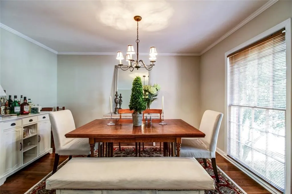 2487 Howell Mill Road Nw, Atlanta, Georgia 30318, 4 Bedrooms Bedrooms, ,3 BathroomsBathrooms,Residential,Sold,2487 Howell Mill Road Nw,5666778