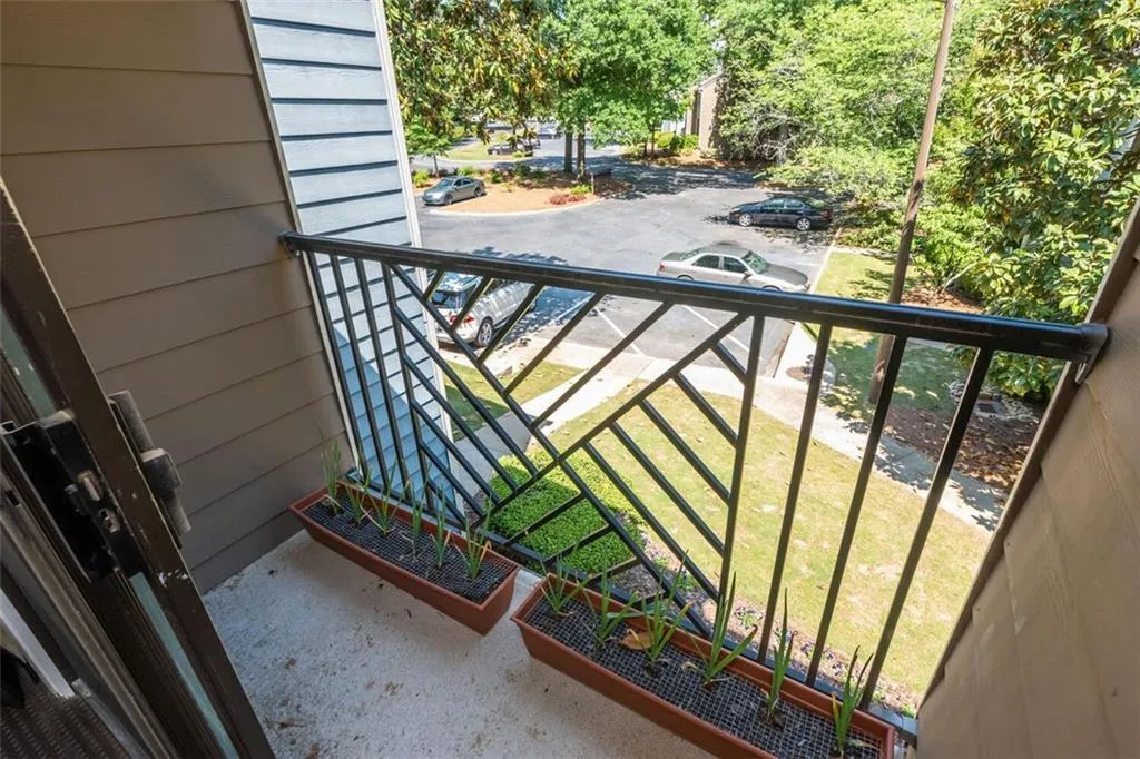 518 Sutters Point, Atlanta, Georgia 30328, 2 Bedrooms Bedrooms, ,2 BathroomsBathrooms,Residential,Sold,518 Sutters Point,6879075