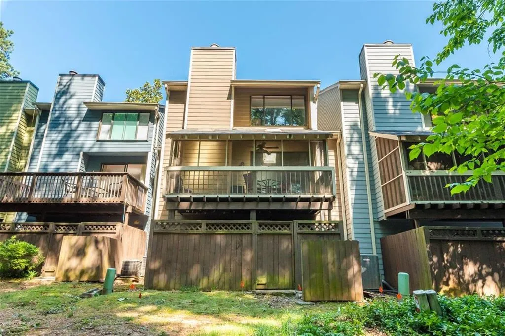518 Sutters Point, Atlanta, Georgia 30328, 2 Bedrooms Bedrooms, ,2 BathroomsBathrooms,Residential,Sold,518 Sutters Point,6879075