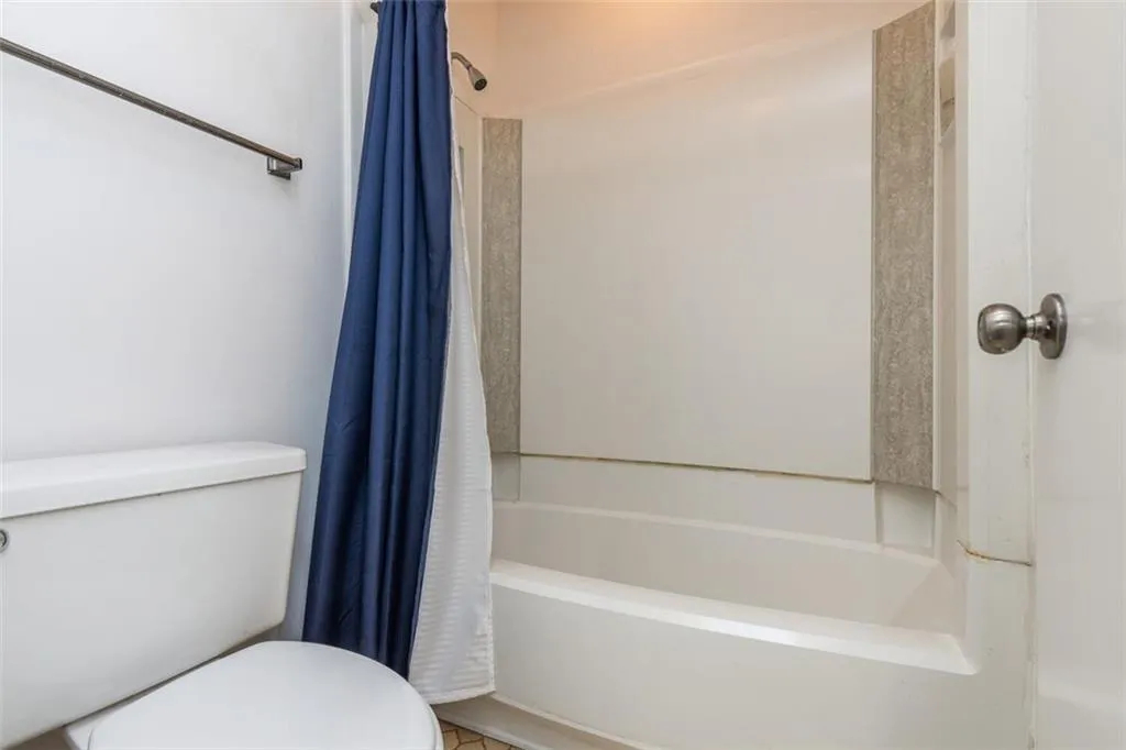 518 Sutters Point, Atlanta, Georgia 30328, 2 Bedrooms Bedrooms, ,2 BathroomsBathrooms,Residential,Sold,518 Sutters Point,6879075