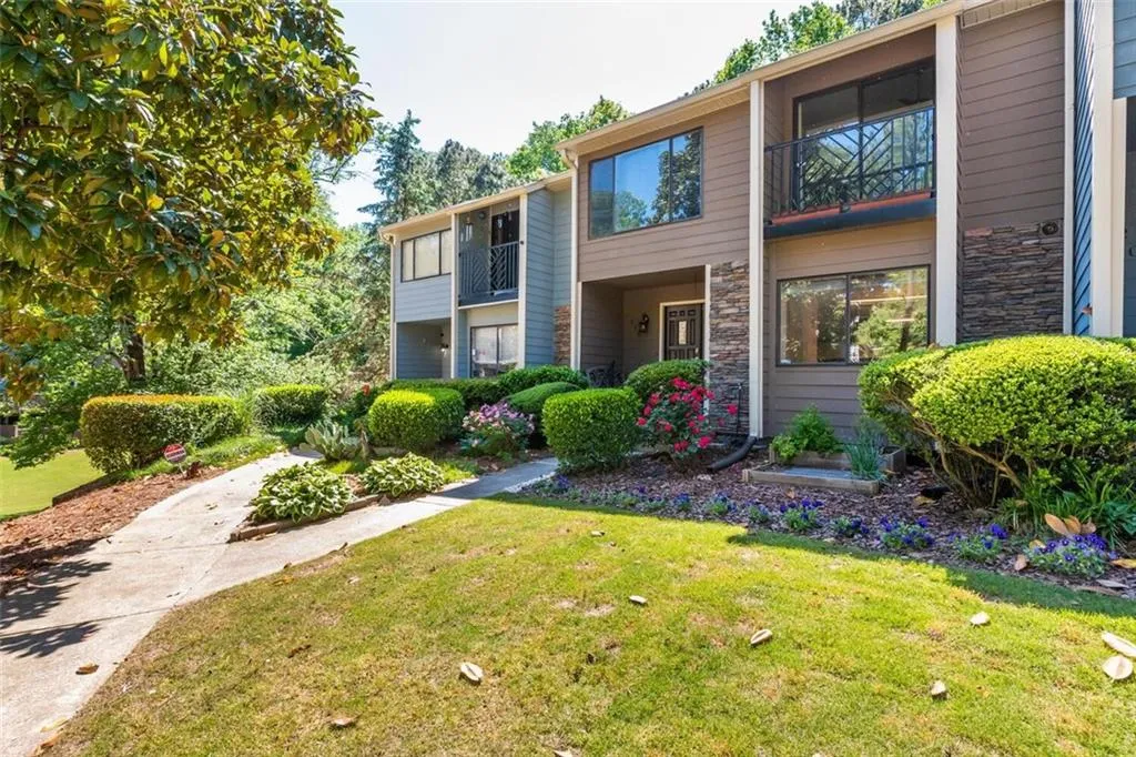 518 Sutters Point, Atlanta, Georgia 30328, 2 Bedrooms Bedrooms, ,2 BathroomsBathrooms,Residential,Sold,518 Sutters Point,6879075