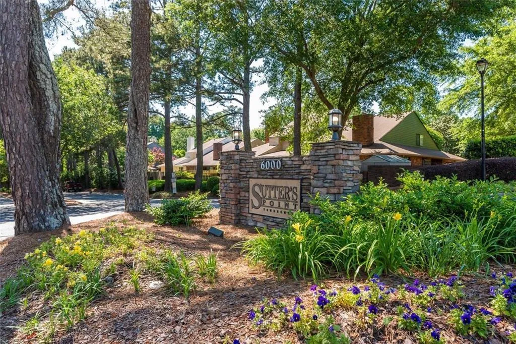 518 Sutters Point, Atlanta, Georgia 30328, 2 Bedrooms Bedrooms, ,2 BathroomsBathrooms,Residential,Sold,518 Sutters Point,6879075