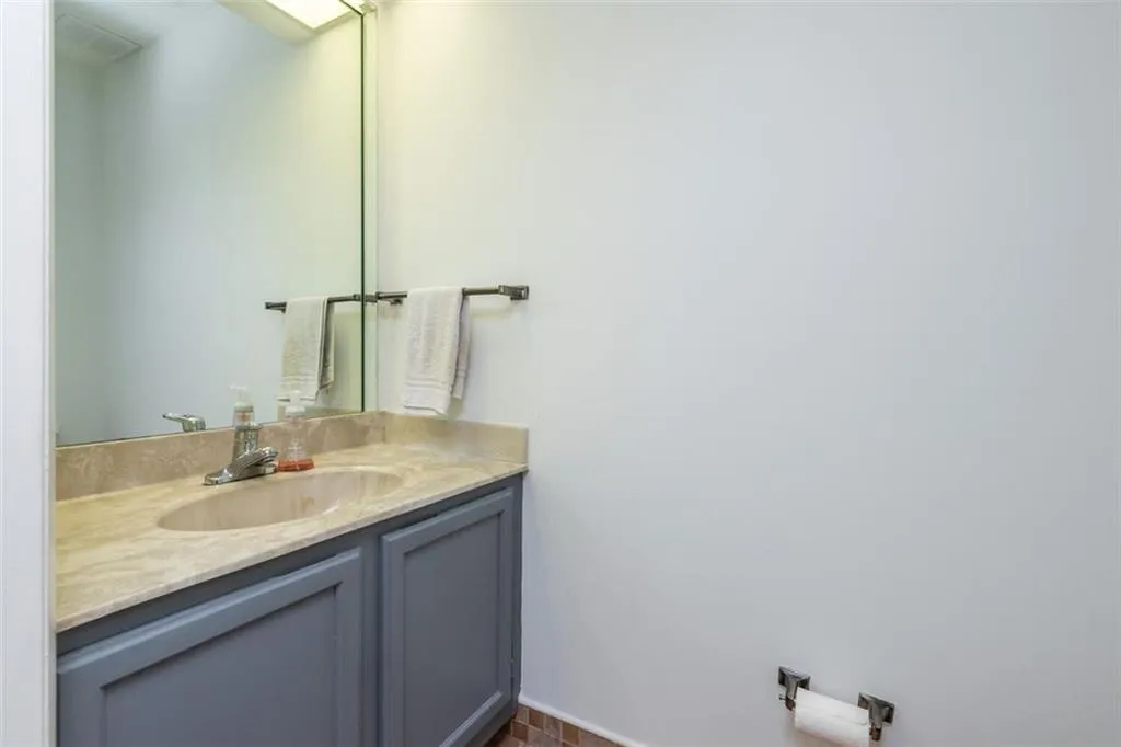 518 Sutters Point, Atlanta, Georgia 30328, 2 Bedrooms Bedrooms, ,2 BathroomsBathrooms,Residential,Sold,518 Sutters Point,6879075