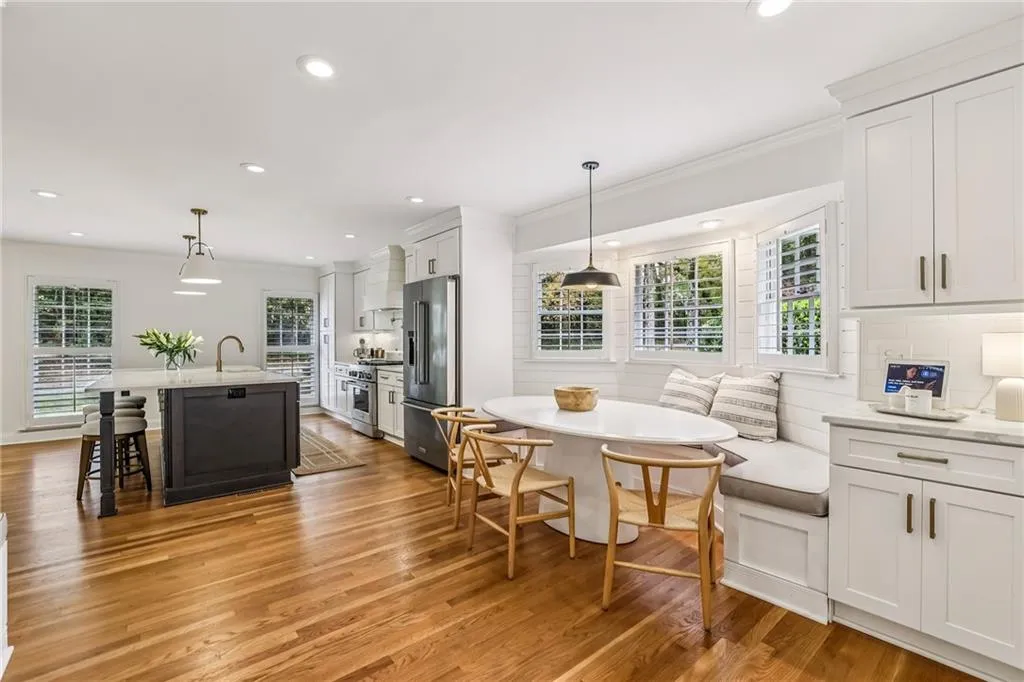 7415 Princeton Trace, Atlanta, Georgia 30328, 6 Bedrooms Bedrooms, ,4 BathroomsBathrooms,Residential,Sold,7415 Princeton Trace,7672983