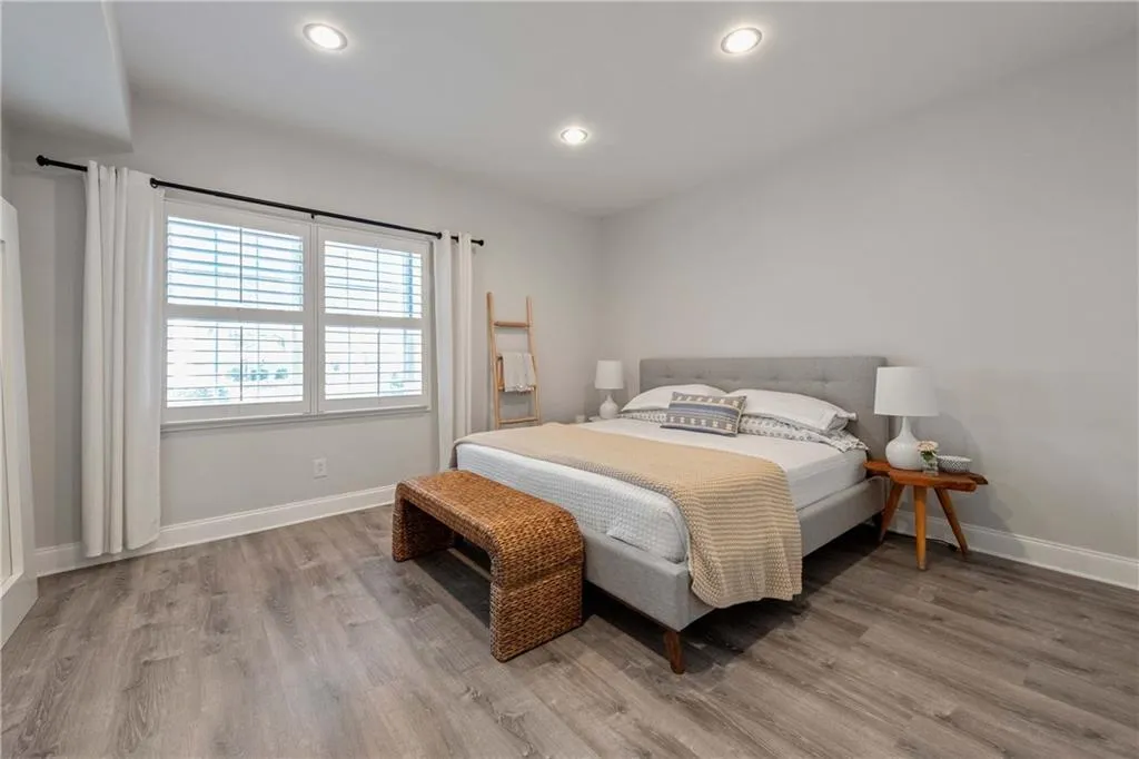 7415 Princeton Trace, Atlanta, Georgia 30328, 6 Bedrooms Bedrooms, ,4 BathroomsBathrooms,Residential,Sold,7415 Princeton Trace,7672983