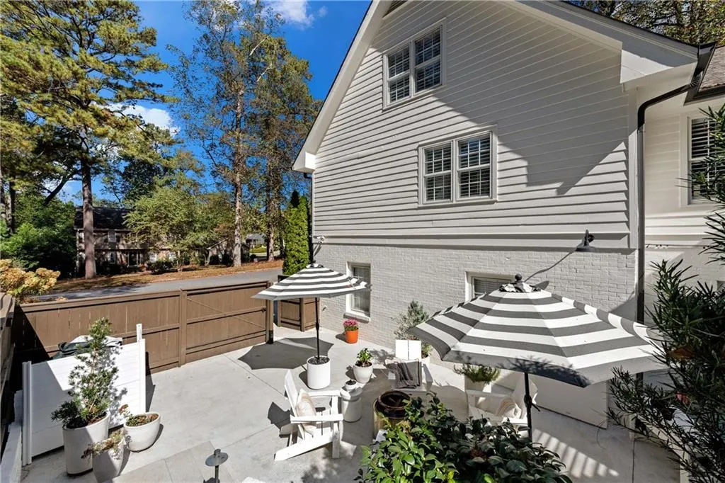 7415 Princeton Trace, Atlanta, Georgia 30328, 6 Bedrooms Bedrooms, ,4 BathroomsBathrooms,Residential,For Sale,7415 Princeton Trace,7672983