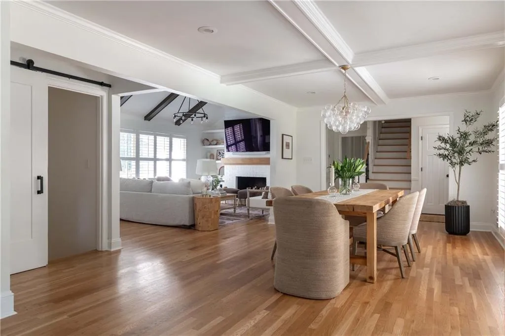 7415 Princeton Trace, Atlanta, Georgia 30328, 6 Bedrooms Bedrooms, ,4 BathroomsBathrooms,Residential,For Sale,7415 Princeton Trace,7672983