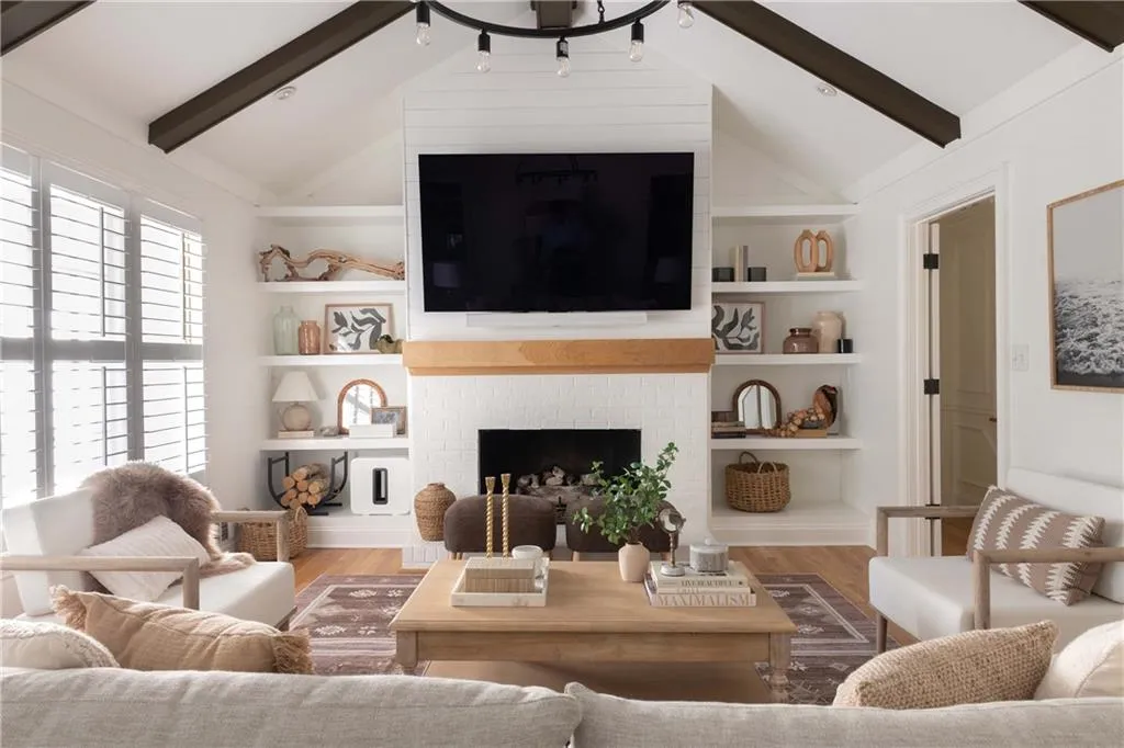 7415 Princeton Trace, Atlanta, Georgia 30328, 6 Bedrooms Bedrooms, ,4 BathroomsBathrooms,Residential,For Sale,7415 Princeton Trace,7672983