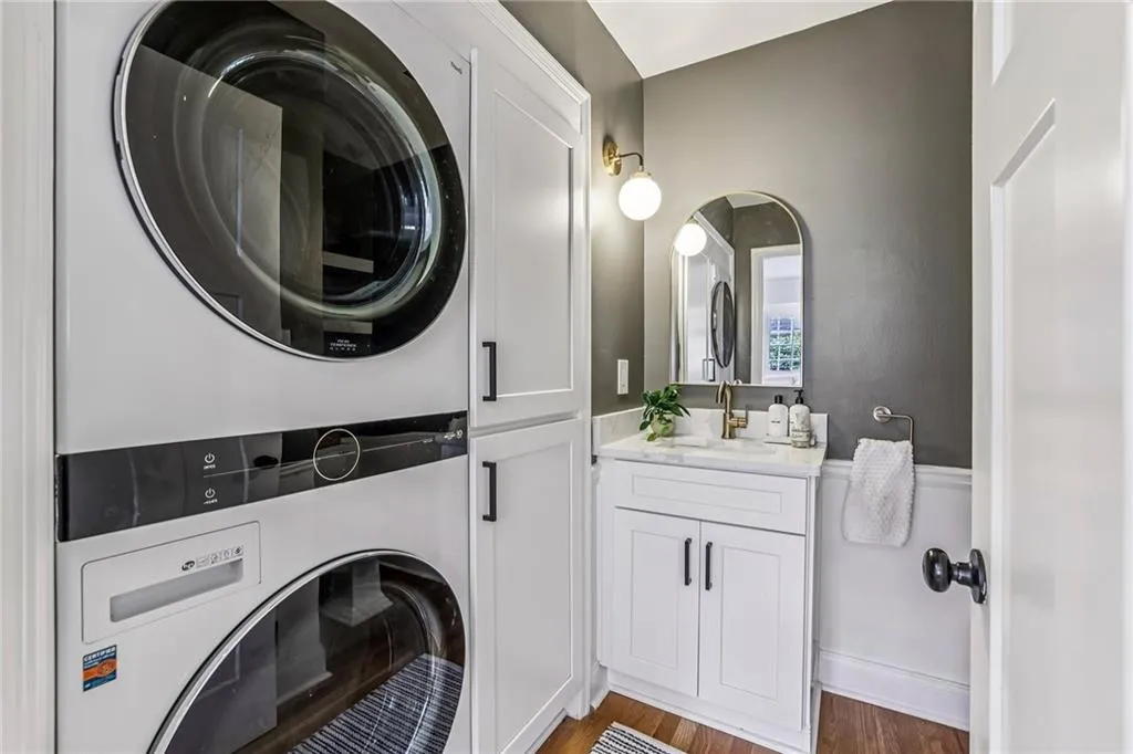 7415 Princeton Trace, Atlanta, Georgia 30328, 6 Bedrooms Bedrooms, ,4 BathroomsBathrooms,Residential,Sold,7415 Princeton Trace,7672983