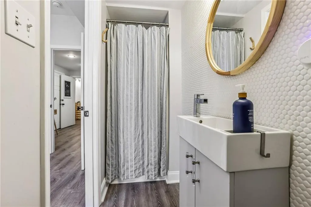 7415 Princeton Trace, Atlanta, Georgia 30328, 6 Bedrooms Bedrooms, ,4 BathroomsBathrooms,Residential,For Sale,7415 Princeton Trace,7672983