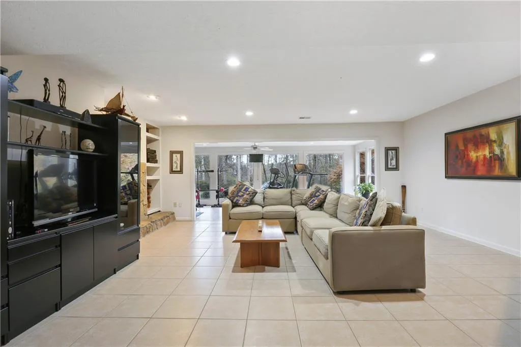 7285 Chattahoochee Bluff Drive, Sandy Springs, Georgia 30350, 4 Bedrooms Bedrooms, ,2 BathroomsBathrooms,Residential,Sold,7285 Chattahoochee Bluff Drive,6640821