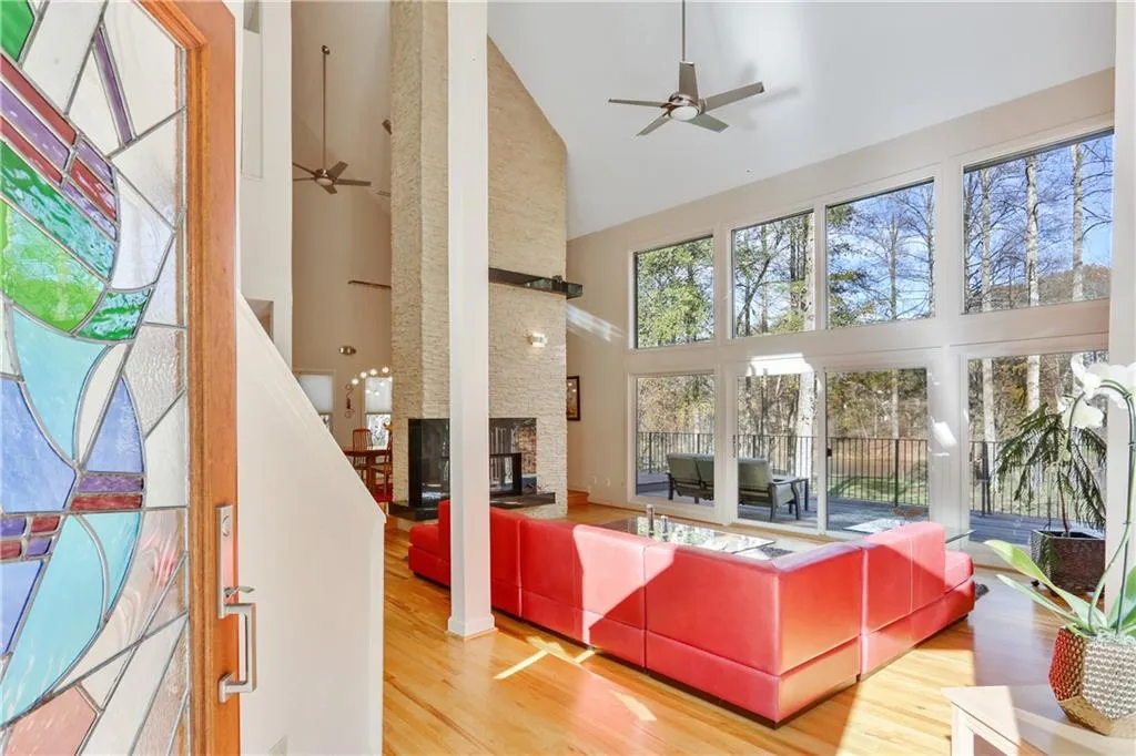 7285 Chattahoochee Bluff Drive, Sandy Springs, Georgia 30350, 4 Bedrooms Bedrooms, ,2 BathroomsBathrooms,Residential,Sold,7285 Chattahoochee Bluff Drive,6640821