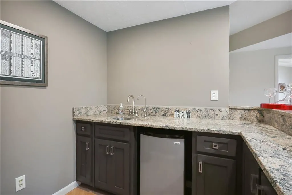 7285 Chattahoochee Bluff Drive, Sandy Springs, Georgia 30350, 4 Bedrooms Bedrooms, ,2 BathroomsBathrooms,Residential,Sold,7285 Chattahoochee Bluff Drive,6640821