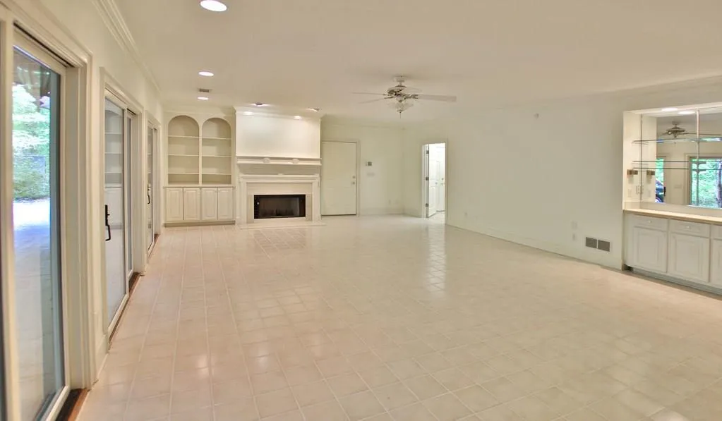 235 Glen Lake Drive, Atlanta, Georgia 30327, 7 Bedrooms Bedrooms, ,4 BathroomsBathrooms,Residential,Sold,235 Glen Lake Drive,5980081
