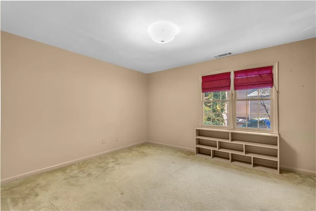 340 Wynland Trace, Sandy Springs, Georgia 30350, 4 Bedrooms Bedrooms, ,2 BathroomsBathrooms,Residential,Sold,340 Wynland Trace,7138227