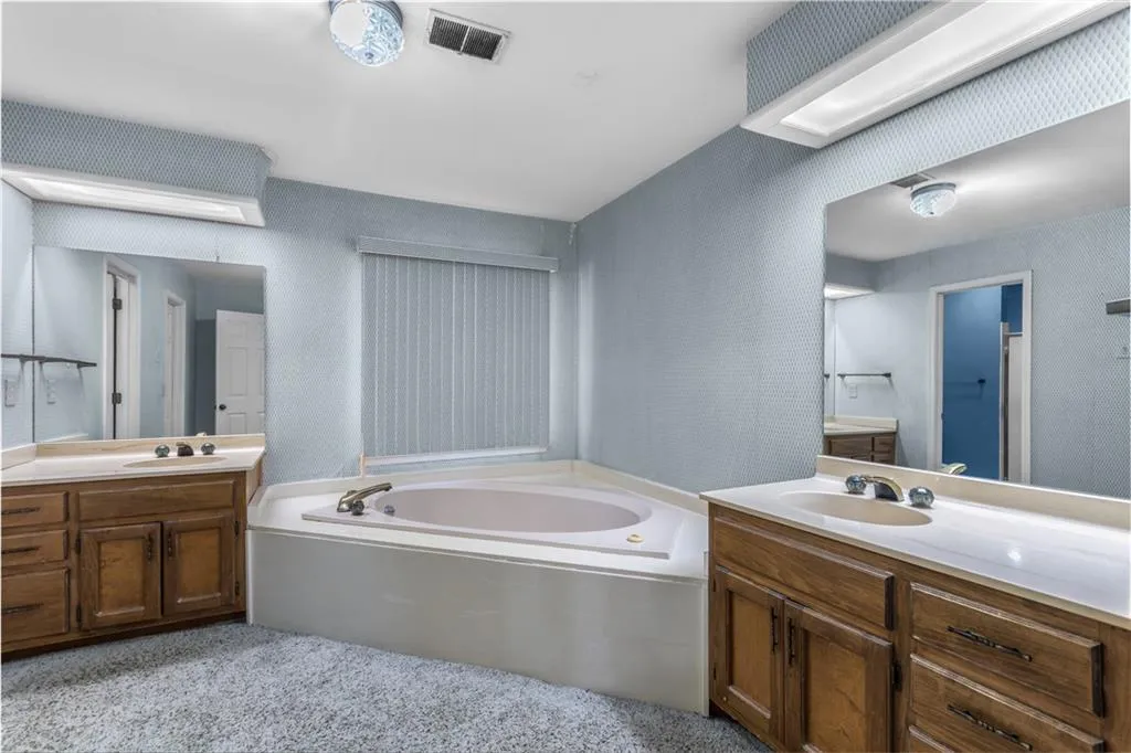 340 Wynland Trace, Sandy Springs, Georgia 30350, 4 Bedrooms Bedrooms, ,2 BathroomsBathrooms,Residential,Sold,340 Wynland Trace,7138227