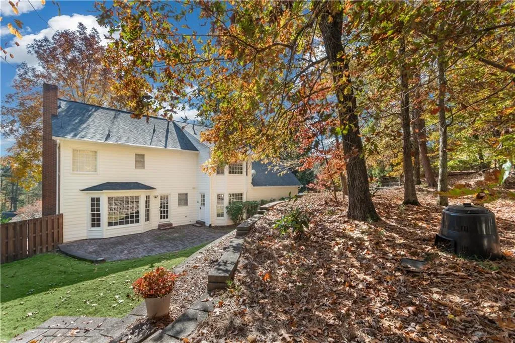 340 Wynland Trace, Sandy Springs, Georgia 30350, 4 Bedrooms Bedrooms, ,2 BathroomsBathrooms,Residential,Sold,340 Wynland Trace,7138227