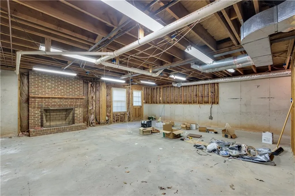 340 Wynland Trace, Sandy Springs, Georgia 30350, 4 Bedrooms Bedrooms, ,2 BathroomsBathrooms,Residential,Sold,340 Wynland Trace,7138227