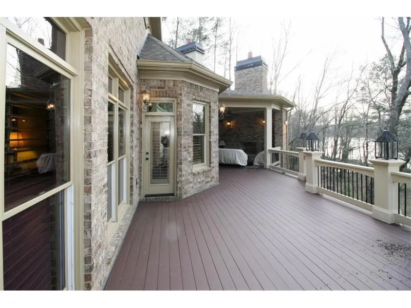 260 Rivermere Way, Sandy Springs, Georgia 30350, 5 Bedrooms Bedrooms, ,5 BathroomsBathrooms,Residential,Sold,260 Rivermere Way,5652397