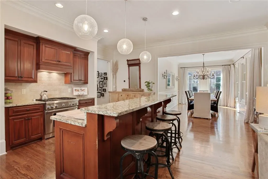 94 W Belle Isle Road, Atlanta, Georgia 30342, 6 Bedrooms Bedrooms, ,4 BathroomsBathrooms,Residential,Sold,94 W Belle Isle Road,6775277