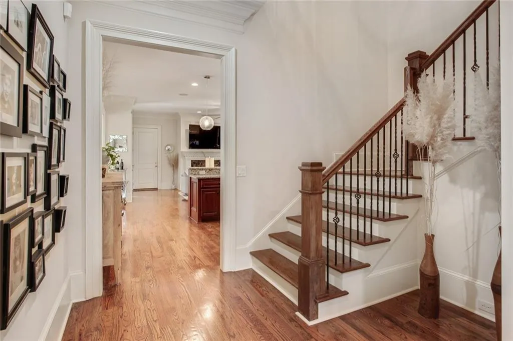94 W Belle Isle Road, Atlanta, Georgia 30342, 6 Bedrooms Bedrooms, ,4 BathroomsBathrooms,Residential,Sold,94 W Belle Isle Road,6775277