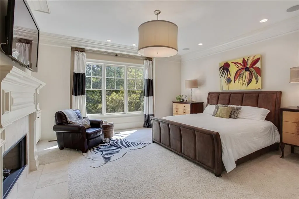 94 W Belle Isle Road, Atlanta, Georgia 30342, 6 Bedrooms Bedrooms, ,4 BathroomsBathrooms,Residential,Sold,94 W Belle Isle Road,6775277