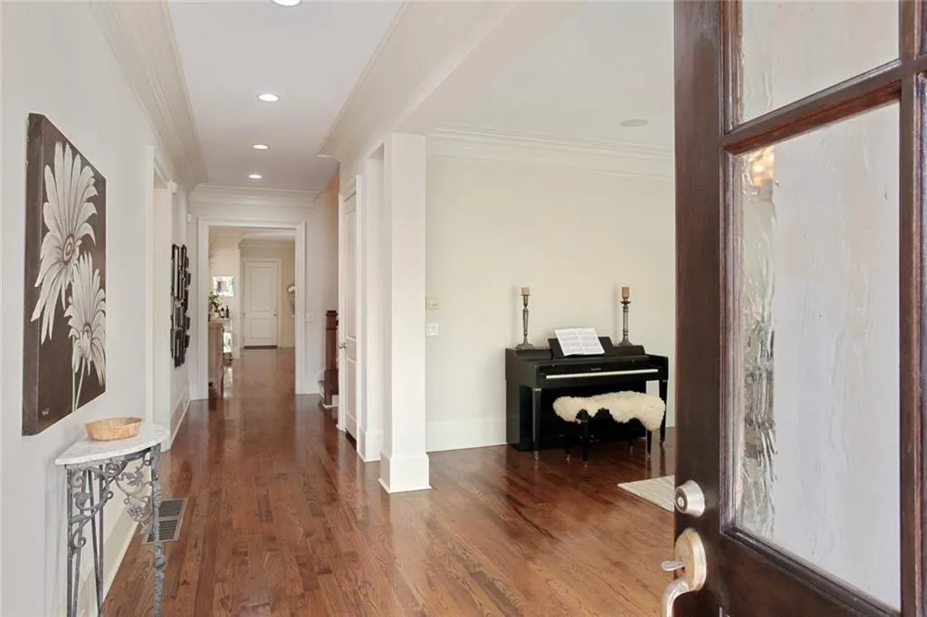 94 W Belle Isle Road, Atlanta, Georgia 30342, 6 Bedrooms Bedrooms, ,4 BathroomsBathrooms,Residential,Sold,94 W Belle Isle Road,6775277