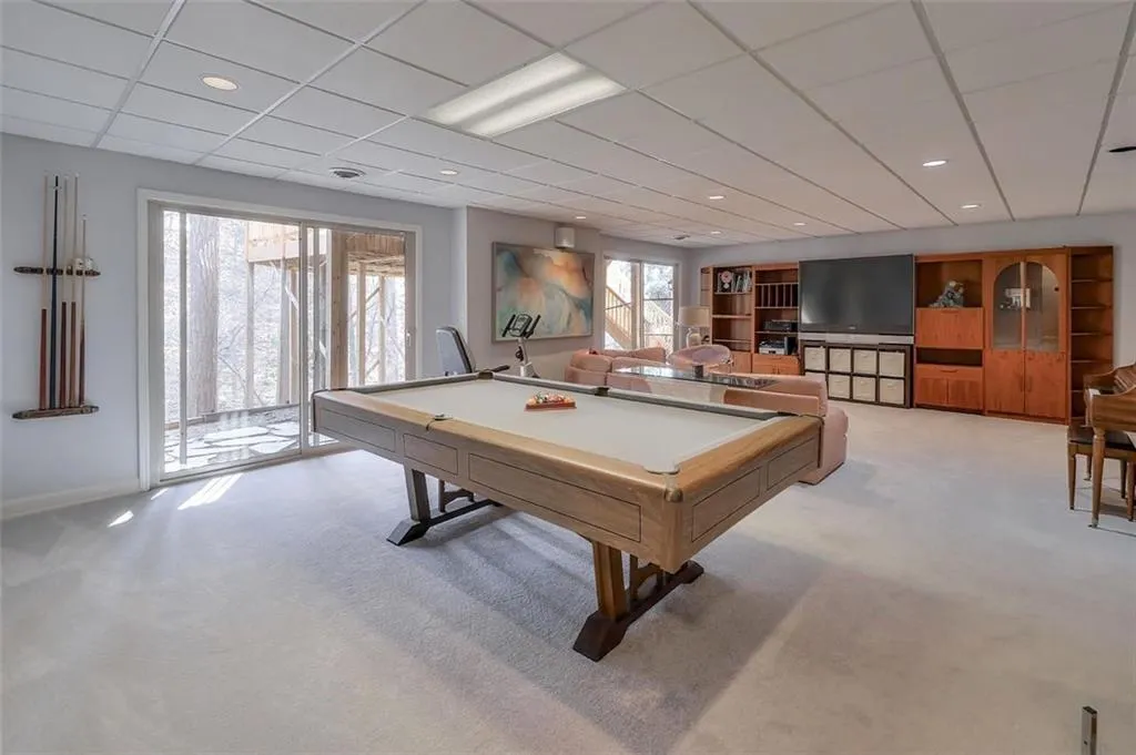 7950 Saddle Ridge Drive, Sandy Springs, Georgia 30350, 5 Bedrooms Bedrooms, ,3 BathroomsBathrooms,Residential,Sold,7950 Saddle Ridge Drive,6677182