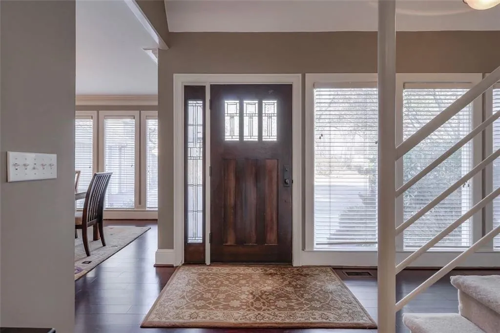 7950 Saddle Ridge Drive, Sandy Springs, Georgia 30350, 5 Bedrooms Bedrooms, ,3 BathroomsBathrooms,Residential,Sold,7950 Saddle Ridge Drive,6677182