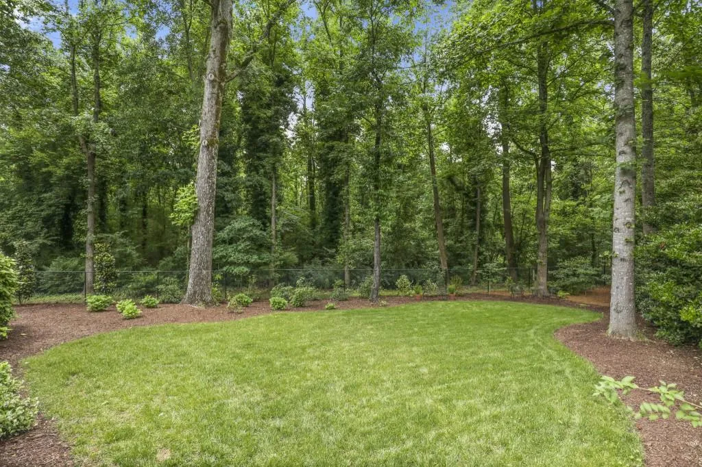7265 Thornhill Lane, Sandy Springs, Georgia 30328, 3 Bedrooms Bedrooms, ,2 BathroomsBathrooms,Residential,Sold,7265 Thornhill Lane,6731253