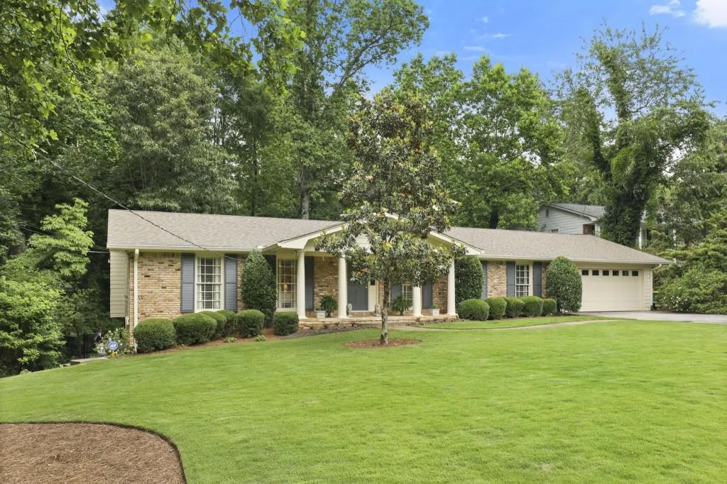 7265 Thornhill Lane, Sandy Springs, Georgia 30328, 3 Bedrooms Bedrooms, ,2 BathroomsBathrooms,Residential,Sold,7265 Thornhill Lane,6731253 7265 Thornhill Lane, Sandy Springs, Georgia 30328, 3 Bedrooms Bedrooms, ,2 BathroomsBathrooms,Residential,Sold,7265 Thornhill Lane,6731253