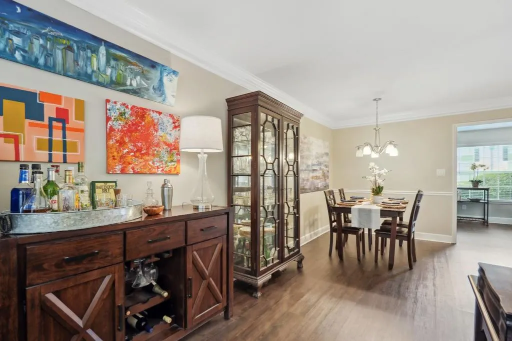 6980 Roswell Road Unit H-2, Sandy Springs, Georgia 30328, 3 Bedrooms Bedrooms, ,2 BathroomsBathrooms,Residential,Sold,6980 Roswell Road Unit H-2,7407875