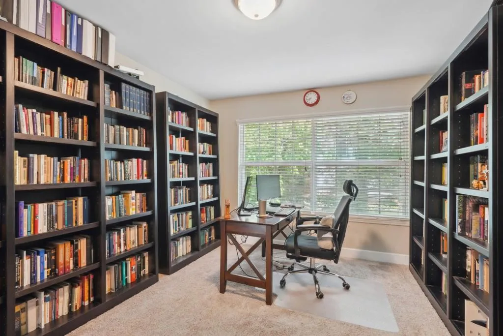 6980 Roswell Road Unit H-2, Sandy Springs, Georgia 30328, 3 Bedrooms Bedrooms, ,2 BathroomsBathrooms,Residential,Sold,6980 Roswell Road Unit H-2,7407875