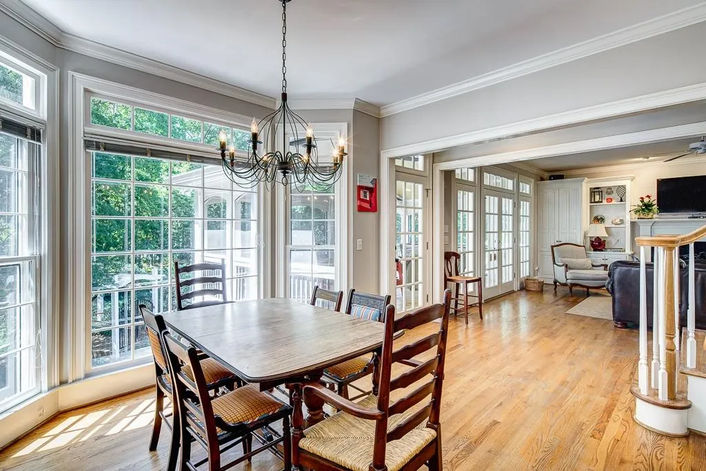 5760 Long Grove Drive, Sandy Springs, Georgia 30328, 5 Bedrooms Bedrooms, ,4 BathroomsBathrooms,Residential,Sold,5760 Long Grove Drive,5692511