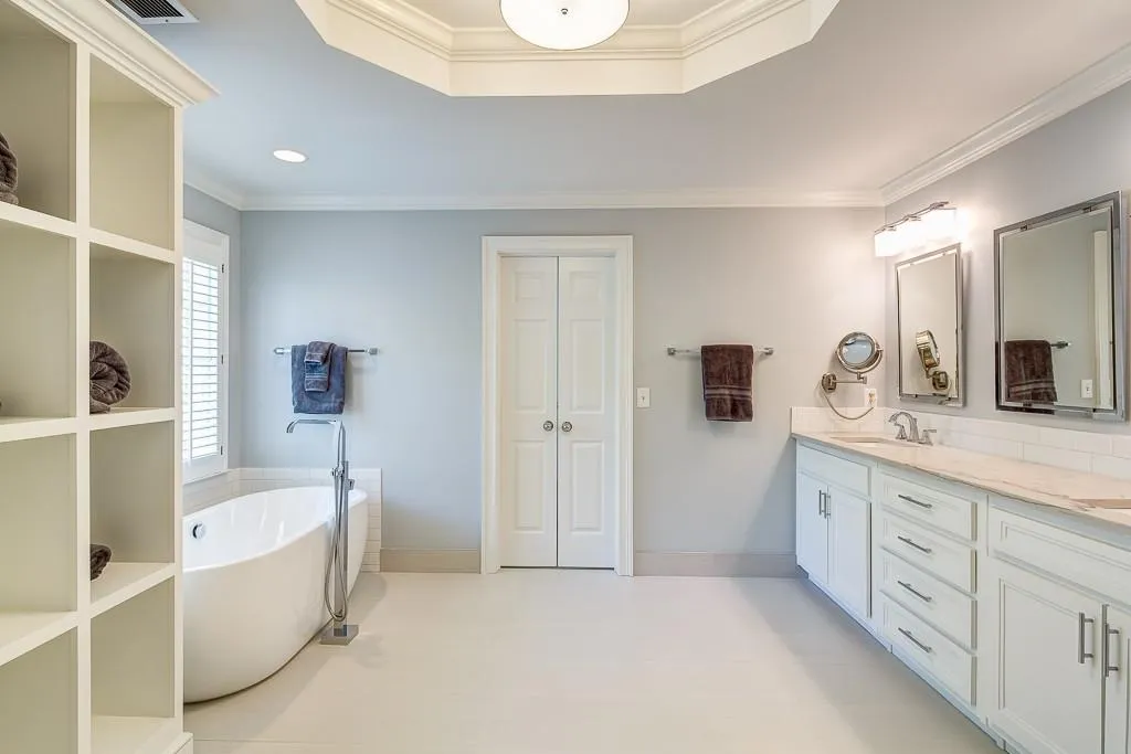5760 Long Grove Drive, Sandy Springs, Georgia 30328, 5 Bedrooms Bedrooms, ,4 BathroomsBathrooms,Residential,Sold,5760 Long Grove Drive,5692511