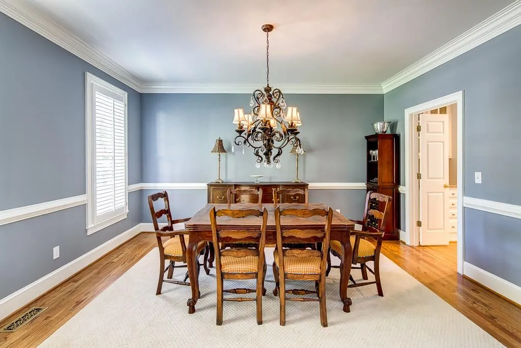 5760 Long Grove Drive, Sandy Springs, Georgia 30328, 5 Bedrooms Bedrooms, ,4 BathroomsBathrooms,Residential,Sold,5760 Long Grove Drive,5692511