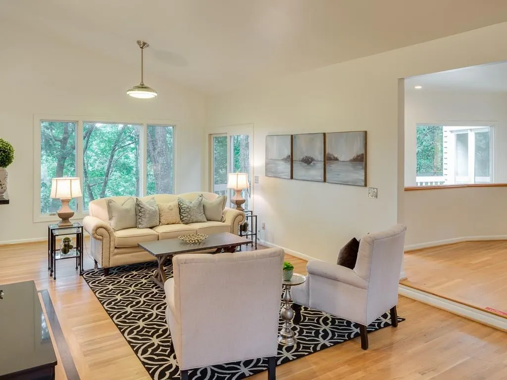 275 Crosstree Lane, Sandy Springs, Georgia 30328, 4 Bedrooms Bedrooms, ,4 BathroomsBathrooms,Residential,Sold,275 Crosstree Lane,6060078