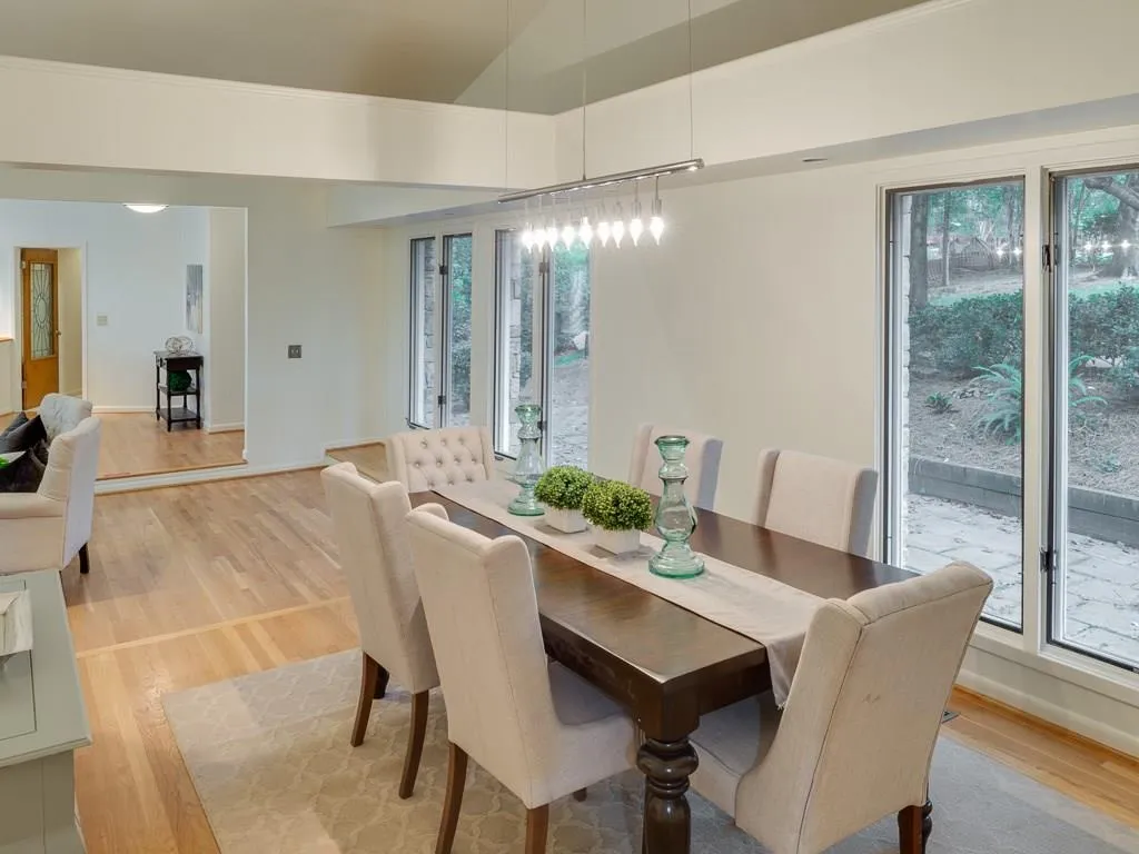 275 Crosstree Lane, Sandy Springs, Georgia 30328, 4 Bedrooms Bedrooms, ,4 BathroomsBathrooms,Residential,Sold,275 Crosstree Lane,6060078