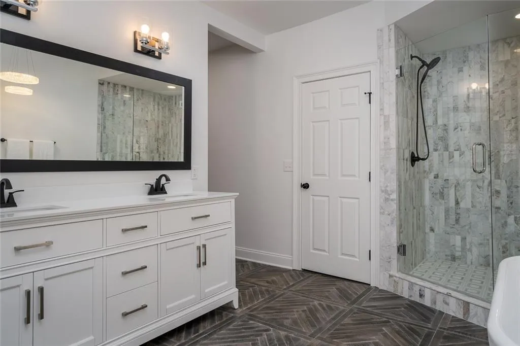 1430 N Harris Ridge, Atlanta, Georgia 30327, 7 Bedrooms Bedrooms, ,7 BathroomsBathrooms,Residential,Sold,1430 N Harris Ridge,6827868