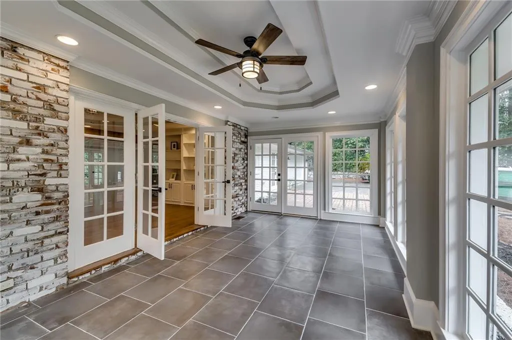 5335 Peachtree Dunwoody Road, Sandy Springs, Georgia 30342, 4 Bedrooms Bedrooms, ,3 BathroomsBathrooms,Residential,Sold,5335 Peachtree Dunwoody Road,7021659