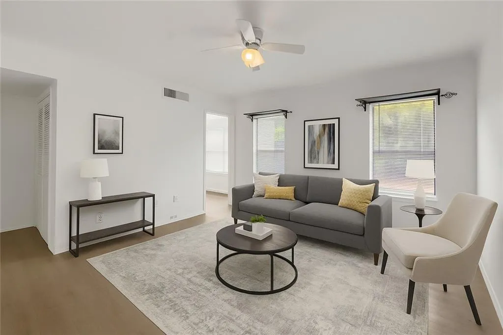 2510 Huntingdon Chase, Atlanta, Georgia 30350, 1 Bedroom Bedrooms, ,1 BathroomBathrooms,Residential,For Sale,2510 Huntingdon Chase,7697052