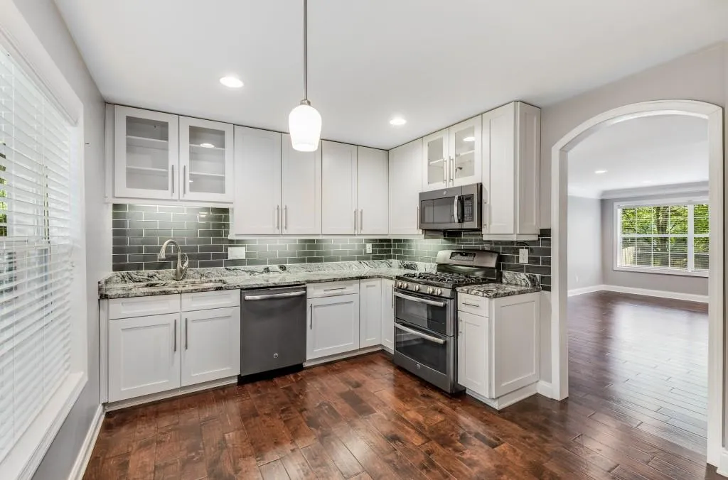 6980 Roswell Road Unit N5, Atlanta, Georgia 30328, 3 Bedrooms Bedrooms, ,2 BathroomsBathrooms,Residential,Sold,6980 Roswell Road Unit N5,7059325