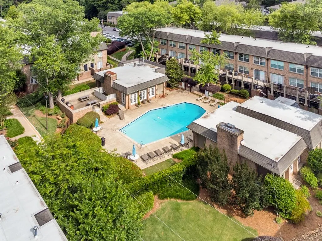 6980 Roswell Road Unit N5, Atlanta, Georgia 30328, 3 Bedrooms Bedrooms, ,2 BathroomsBathrooms,Residential,Sold,6980 Roswell Road Unit N5,7059325