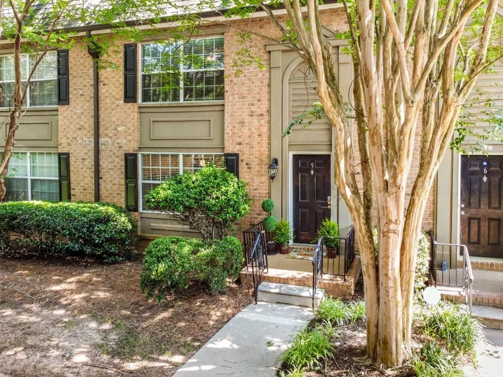 6980 Roswell Road Unit N5, Atlanta, Georgia 30328, 3 Bedrooms Bedrooms, ,2 BathroomsBathrooms,Residential,Sold,6980 Roswell Road Unit N5,7059325