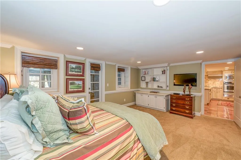 4941 Long Island Drive Nw, Sandy Springs, Georgia 30327, 5 Bedrooms Bedrooms, ,4 BathroomsBathrooms,Residential,Sold,4941 Long Island Drive Nw,5799594