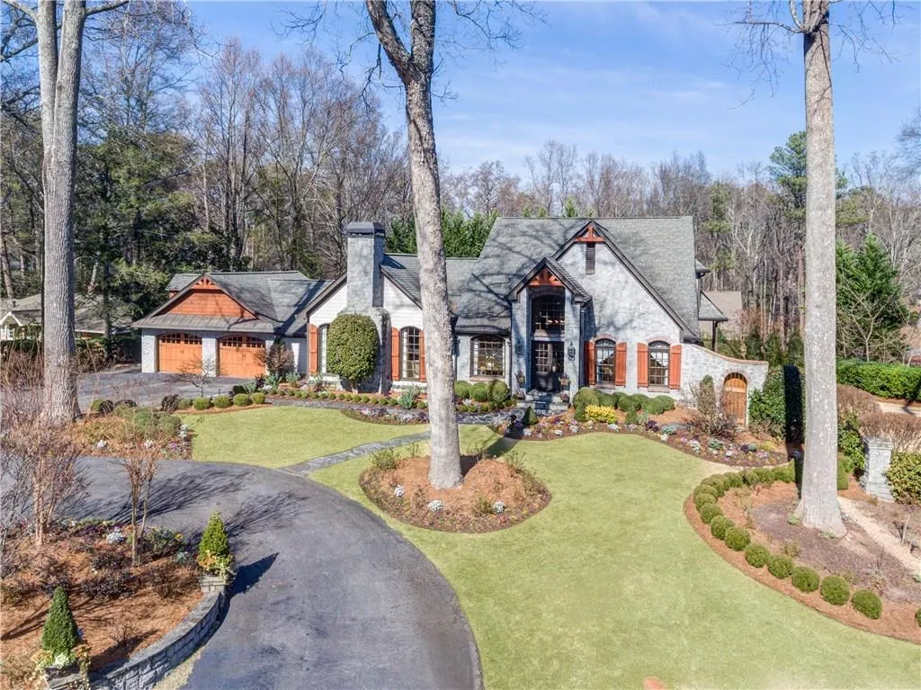 4941 Long Island Drive Nw, Sandy Springs, Georgia 30327, 5 Bedrooms Bedrooms, ,4 BathroomsBathrooms,Residential,Sold,4941 Long Island Drive Nw,5799594