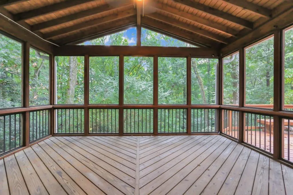 6630 Williamson Drive, Atlanta, Georgia 30328, 4 Bedrooms Bedrooms, ,3 BathroomsBathrooms,Residential,Sold,6630 Williamson Drive,6796597