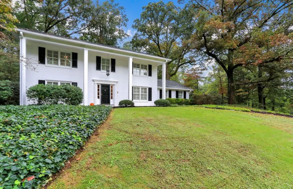 6630 Williamson Drive, Atlanta, Georgia 30328, 4 Bedrooms Bedrooms, ,3 BathroomsBathrooms,Residential,Sold,6630 Williamson Drive,6796597